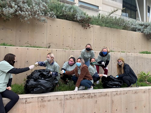 Students serve by cleaning campus Spring 2021